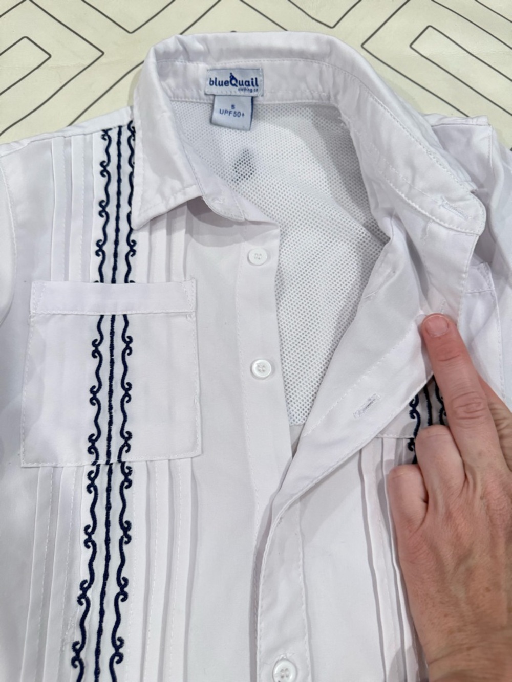 Blue Quail White Guayabera Fishing Shirt - Picture 6 of 12